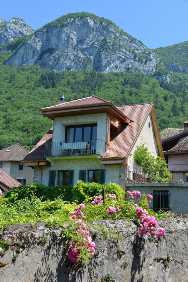 Holiday home La-villanelle - Magnifique Vue Sur Le Lac, 5 Minutes A Pied De La Veyrier-du-Lac